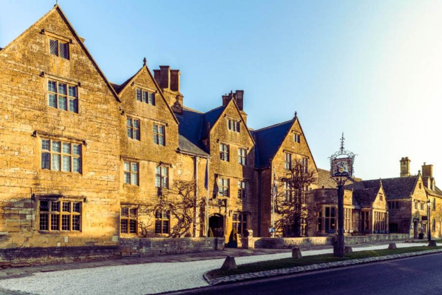 Historic Lygon Arms, Broadway