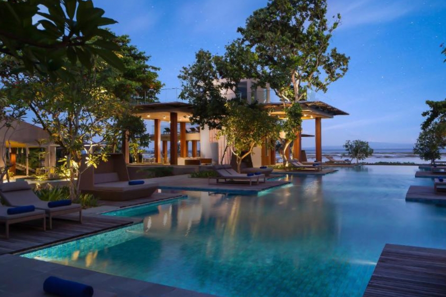 Pool at Maya Sanur Resort and Spa as the sunsets