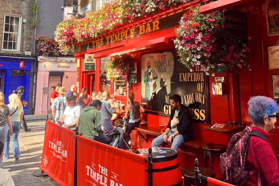 The Temple Bar pub in Dublin